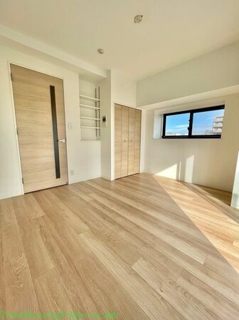 レジディア三宿の物件内観写真